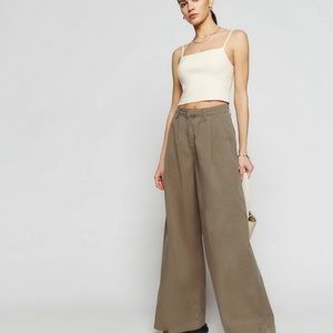 NWT Reformation Lowe Super Wide Pleated Pants